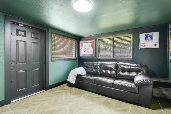 North Palm Beach Village, 940 Dogwood Rd, North Palm Beach, Florida 33408, image 2
