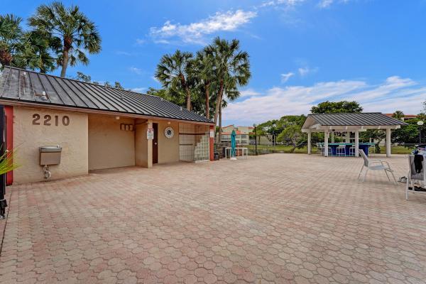 Cypress Bend, 2200 S Cypress Bend Dr #707, Pompano Beach, Florida 33069, image 2