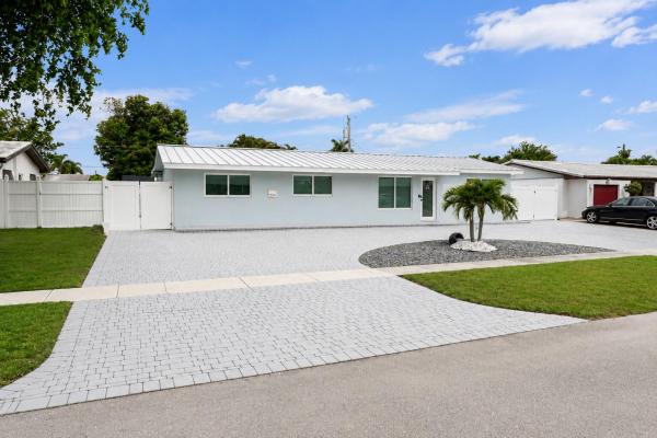 Fairlawn, 1316 SE 3rd Ave, Deerfield Beach, Florida 33441, image 1