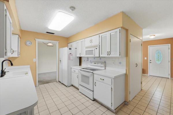 Westwood, 9401 NW 70th Pl, Tamarac, Florida 33321, image 2