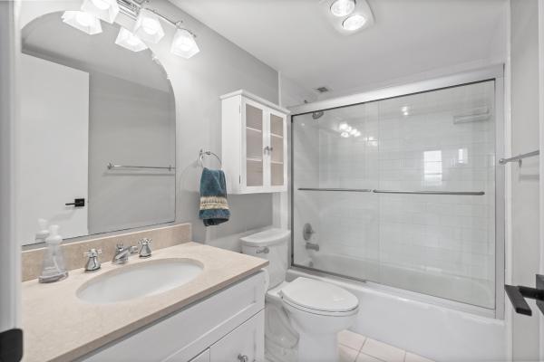 Essex Tower, 340 Sunset Dr #1508, Fort Lauderdale, Florida 33301, image 3