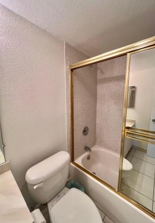 4090 Tivoli Ct #301, Lake Worth, Florida 33467, image 2