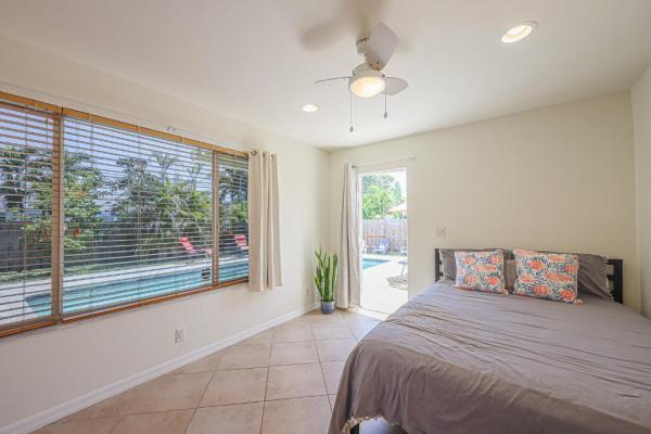 384 NW 23rd St, Boca Raton, Florida 33431, image 1