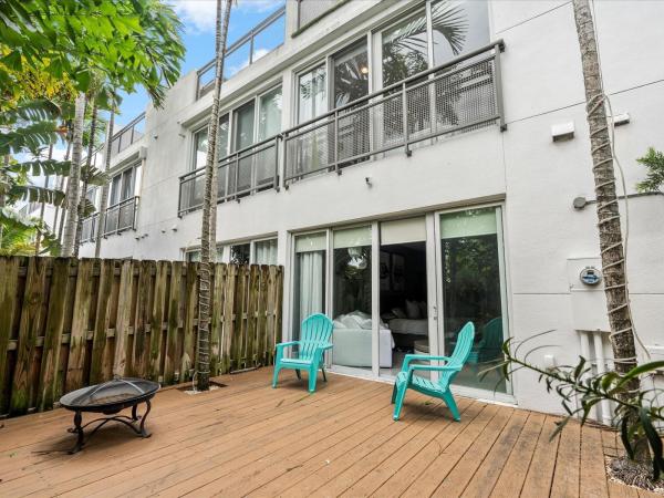 Gateway Park, 832 NE 19th Ave, Fort Lauderdale, Florida 33304, image 3