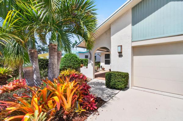 1315 N Lakeside Dr, Lake Worth, Florida 33460, image 3