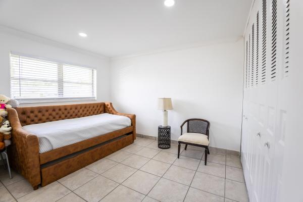 Dudley At Cresthaven Villas, 2631 Dudley Dr W #C, West Palm Beach, Florida 33415, image 2