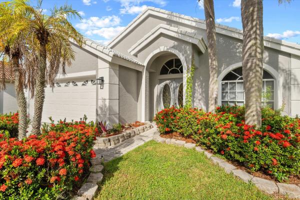 The Estates At Oak Hamlet, 1851 Oak Berry Cir, Wellington, Florida 33414, image 2