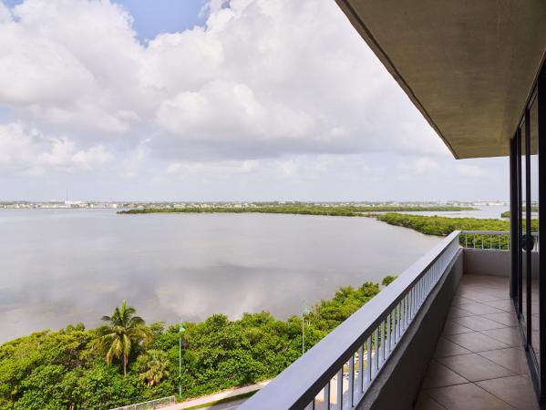 Water Glades, 5550 N Ocean Dr #9D, Riviera Beach, Florida 33404, image 2