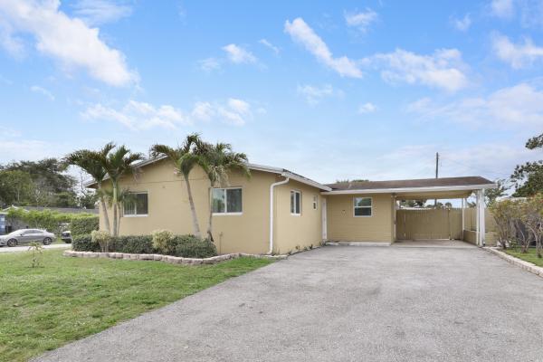 Lake Belvedere Estates, 827 Caroline Ave, West Palm Beach, Florida 33413, image 3