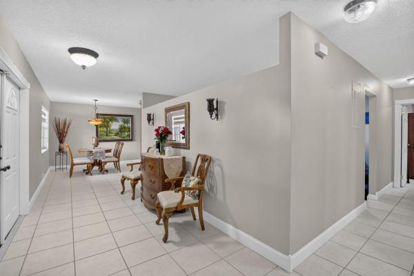Pembroke Lakes, 1851 NW 106th Ave, Pembroke Pines, Florida 33026, image 1