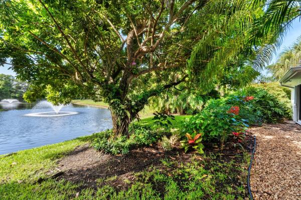 Eastpointe Country Club, 13120 Bonnette Dr, Palm Beach Gardens, Florida 33418, image 2