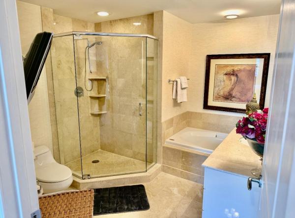 350 Las Olas Place, 350 SE 2nd St #2630, Fort Lauderdale, Florida 33301, image 2