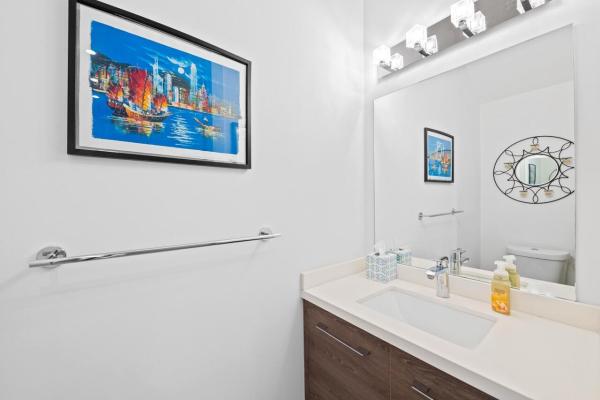 Lyndale, 3090 SW 17th St, Miami, Florida 33145, image 1