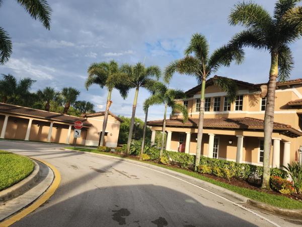 Meadow Pines, 502 SW 147th Ave, Pembroke Pines, Florida 33027, image 2