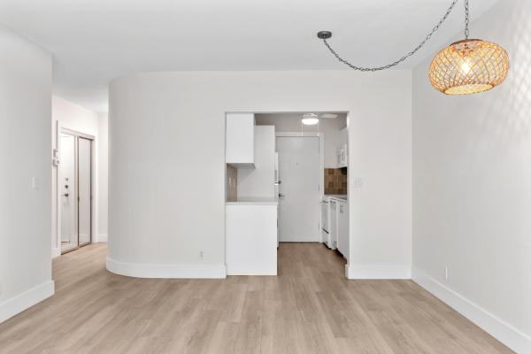 Imperial Point Colonnades, 2270 NE 68th St #1908, Fort Lauderdale, Florida 33308, image 2