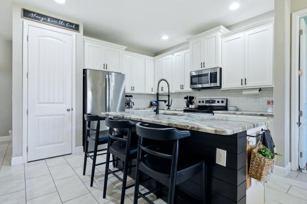 Hidden Oaks, 1386 SW Babcock Ave, Port St. Lucie, Florida 34953, image 1