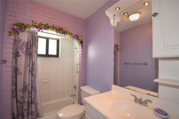 Royal Palm Lakes Estates, 4148 NW 19th Ter, Oakland Park, Florida 33309, image 3