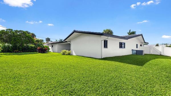 Boca Raton Square, 1099 SW 12th St, Boca Raton, Florida 33486, image 3