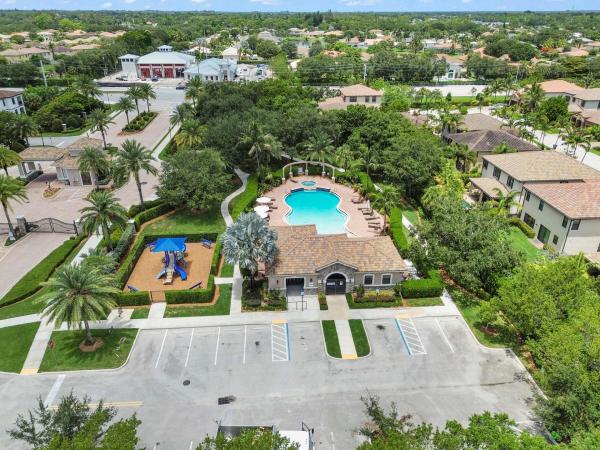 8899 Willow Cove Ln, Lake Worth, Florida 33467, image 1