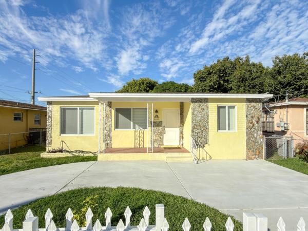 2287 NW 63rd St, Unincorporated Dade County, Florida 33147, image 1