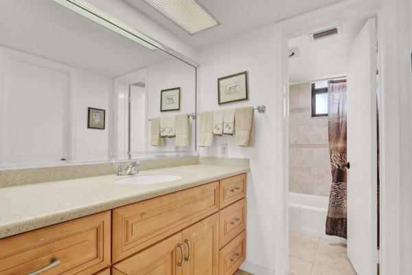 Jupiter Cove, 1648 Jupiter Cove Dr #214, Jupiter, Florida 33469, image 2