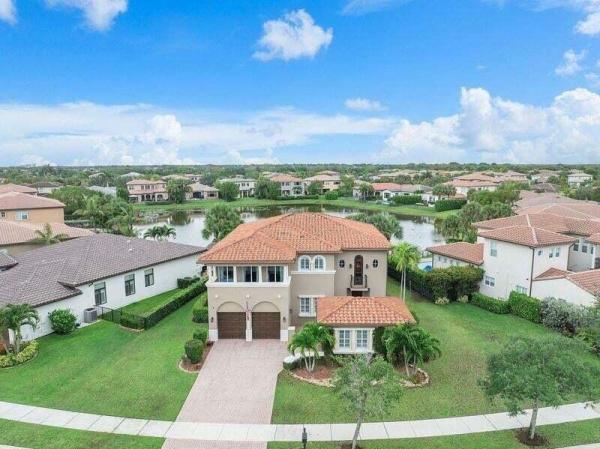Banyan Isles At Heron Bay, 8279 NW 122nd Ln, Parkland, Florida 33076, image 1