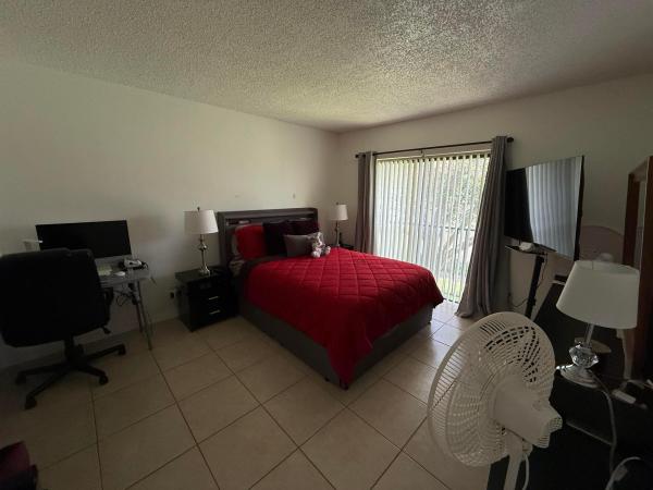 Hampton Court, 5981 Washington St #207, Hollywood, Florida 33023, image 2
