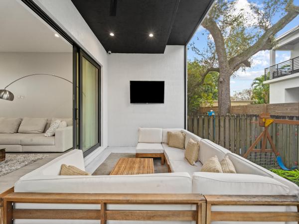 Victoria Park, 315 NE 15th Ave, Fort Lauderdale, Florida 33301, image 3