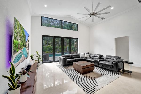 Crystal Bay At Silver Lakes, 541 SW 178th Way, Pembroke Pines, Florida 33029, image 3