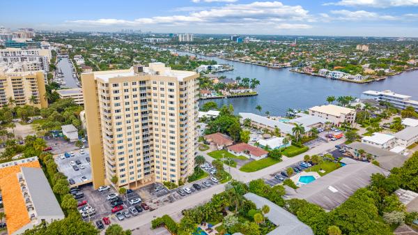 Aristocrat Ocean & Lakeview, 1200 Hibiscus Ave #201, Pompano Beach, Florida 33062, image 3