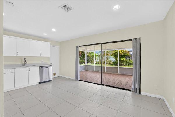 Isles Of Tamarac, 10100 NW 71st Pl, Tamarac, Florida 33321, image 2