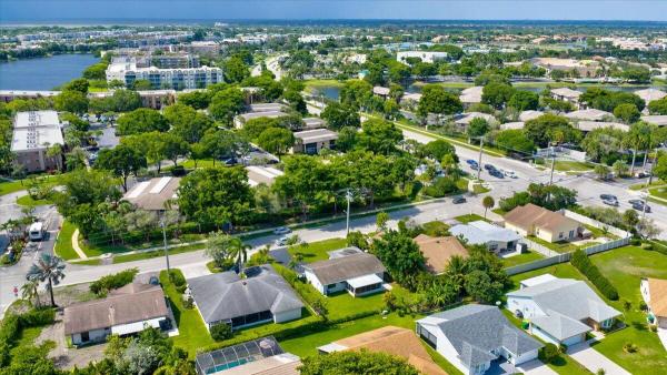 Isles Of Tamarac, 10100 NW 71st Pl, Tamarac, Florida 33321, image 3