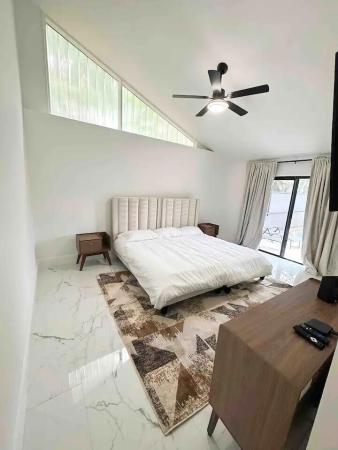 Sugar Pond Manor, 1255 Periwinkle Pl, Wellington, Florida 33414, image 1