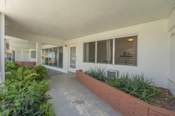 Floridian Arms, 1450 NE 170th St #114, North Miami Beach, Florida 33162, image 3