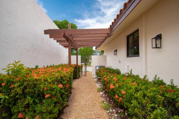 21440 Campo Allegro Dr, Boca Raton, Florida 33433, image 1