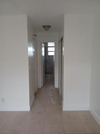 4760 Lucerne Lakes Blvd W #405, Lake Worth, Florida 33467, image 2