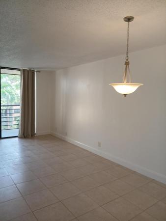 4760 Lucerne Lakes Blvd W #405, Lake Worth, Florida 33467, image 3