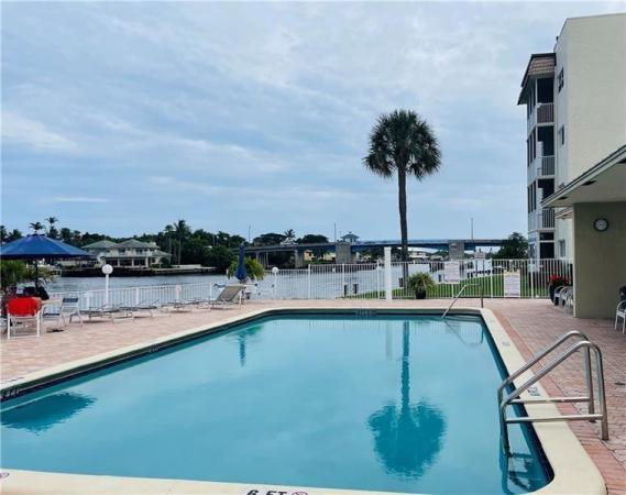 Snug Harbor Gardens, 624 Snug Harbor Dr #B7, Boynton Beach, Florida 33435, image 3