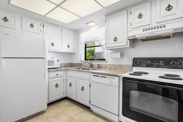 Kittiwake, 4085 Kittiwake Ct #KITTIWAKE, Boynton Beach, Florida 33436, image 2