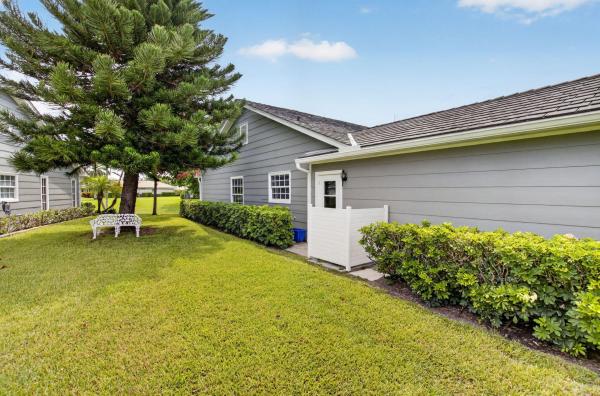 Delray Dunes Holly Villas, 15 Holly Dr, Boynton Beach, Florida 33436, image 2
