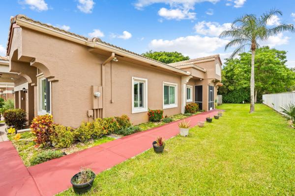 Lombardy, 10156 Lombardy Dr, Tamarac, Florida 33321, image 2