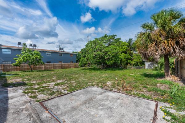925 S Pine St, Lake Worth, Florida 33460, image 3