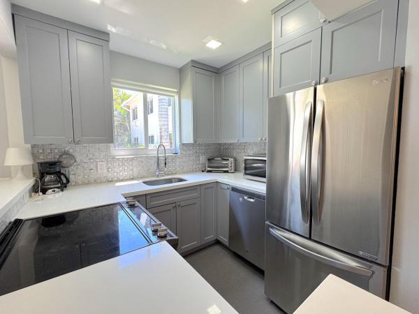 Beach Side, 624 Antioch Ave #6, Fort Lauderdale, Florida 33304, image 1