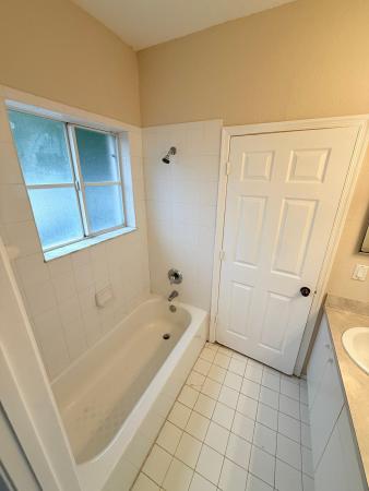 Santa Catalina Townhomes, 905 N Santa Catalina Cir, North Lauderdale, Florida 33068, image 2