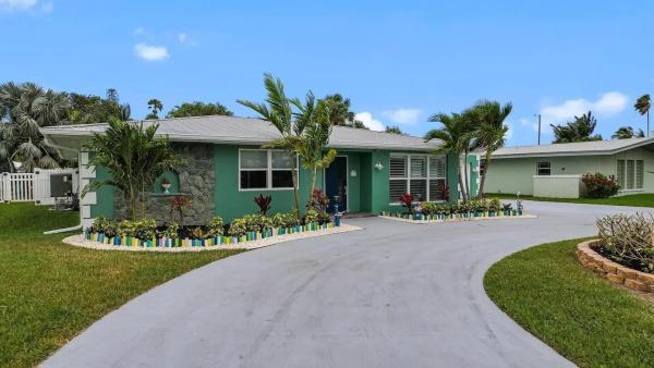 Thumb Point, 608 Malabar Ave, Fort Pierce, Florida 34949, image 3