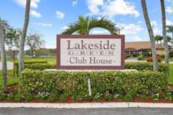 Villas On The Green, 4561 Discovery Ln #13, West Palm Beach, Florida 33417, image 2