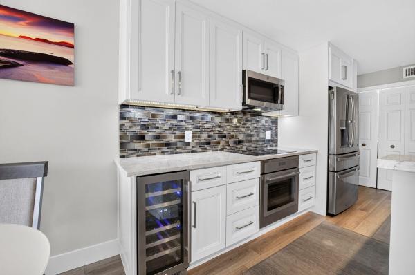Half Moon Bay, 104 Half Moon Cir #D2, Hypoluxo, Florida 33462, image 3
