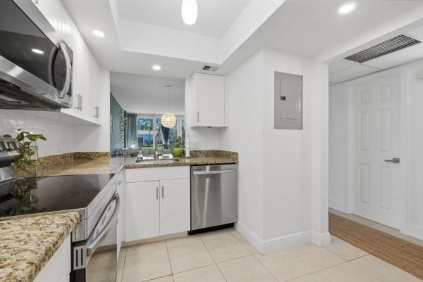 Royal Park, 108 Royal Park Dr #1D, Oakland Park, Florida 33309, image 3
