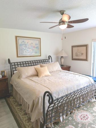 Estada Of Los Paseos, 20852 Via Madeira Dr, Boca Raton, Florida 33433, image 3