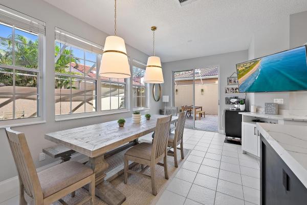 Villa D'Este, 4 Via Angelico, Palm Beach Gardens, Florida 33418, image 2